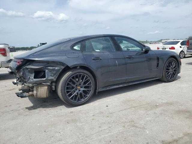 Porsche Panamera 4S 2020