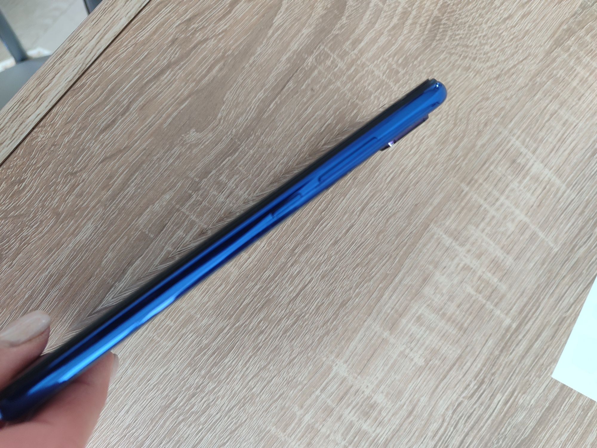 Продам телефон Redmy note 7 b/y