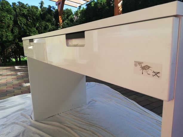 Biale biurko z szufladami 120×60×75cm