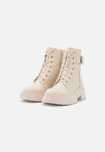 Even&Odd Botki na platformie workery buty kremowe 38