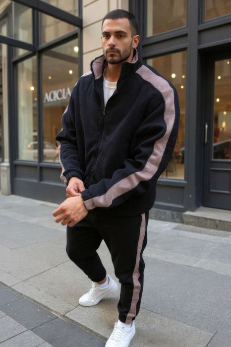 Чоловічий теплий костюм