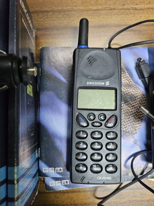Telemóvel Sony ericsson gh 688 colecionadores