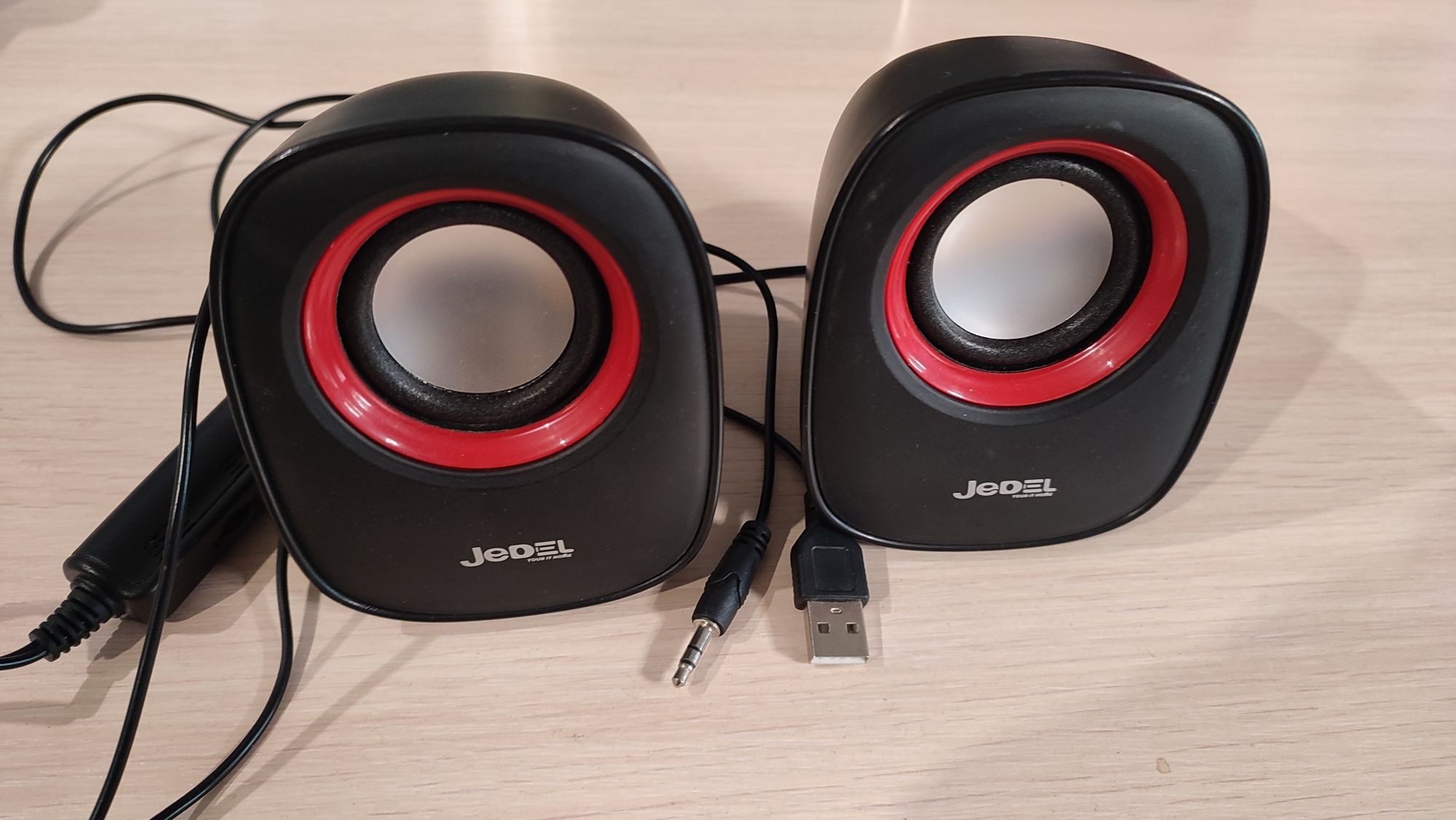 Комп‘ютерні колонки Jedel M600 
індукційнаКомп‘ютерні колонки Jedel M6