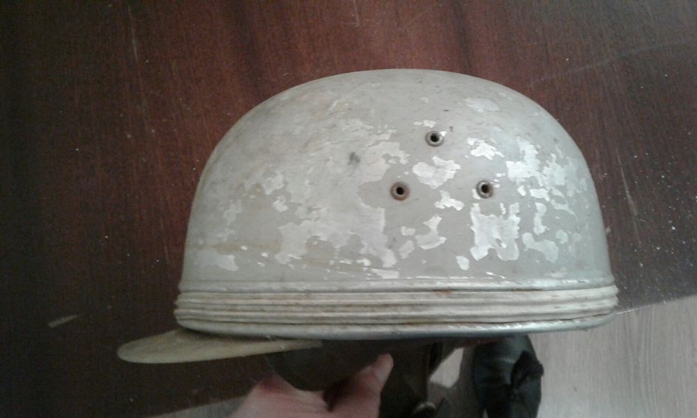 Продам шолом  ретро