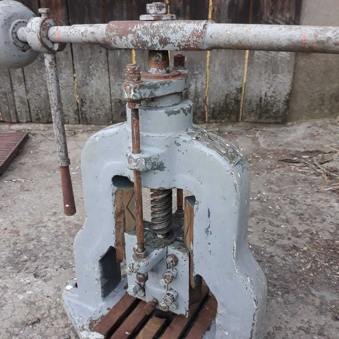 DUZA prasa balansowa ORYGINALNa nacisk 7ton!