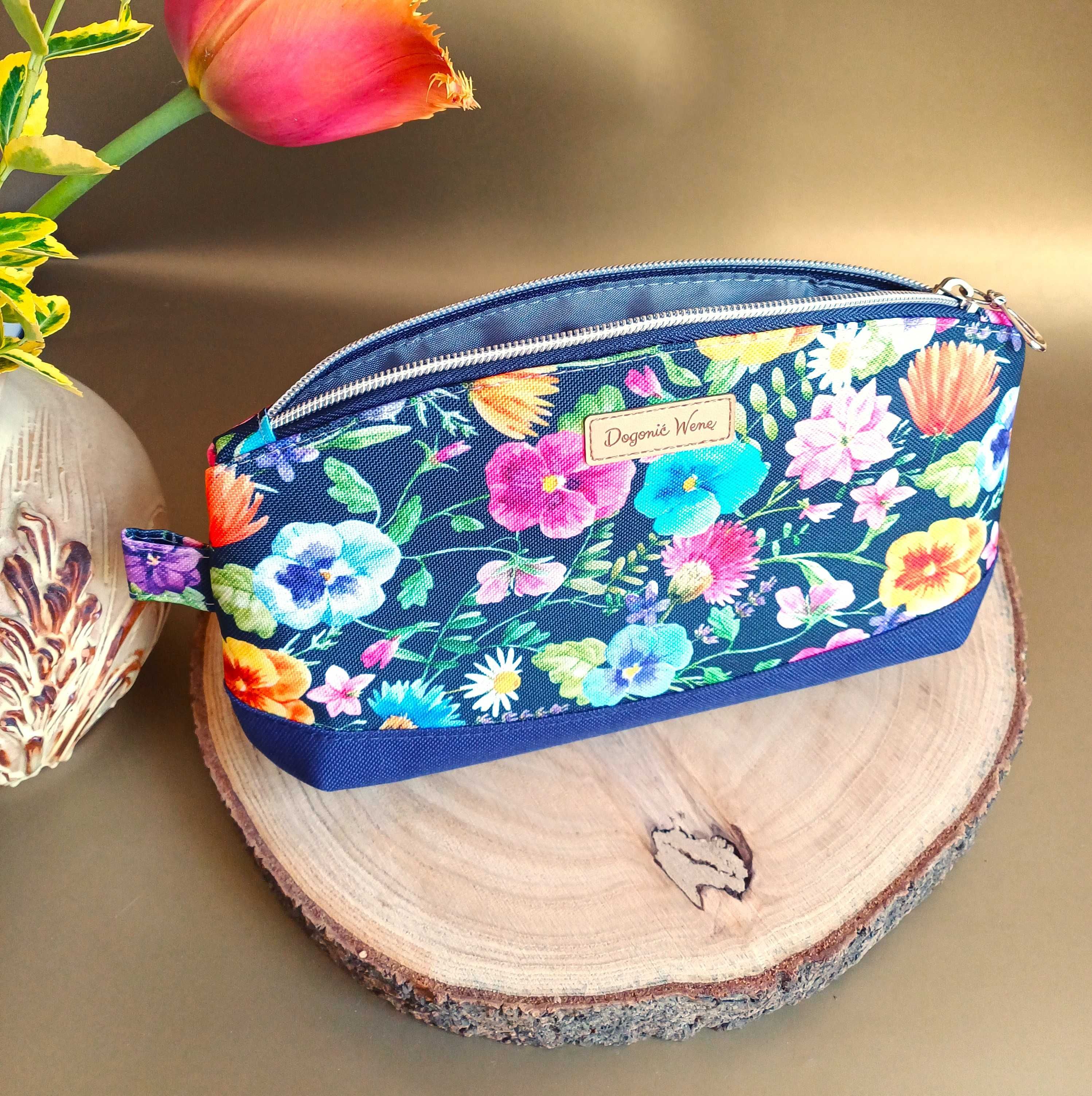 Kosmetyczka damska handmade rękodzieło na prezent S