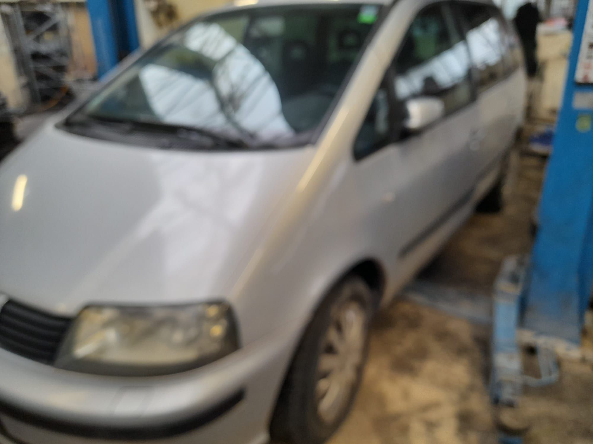 Seat Alhambra FL 1.9Tdi 2002r. 85kw/116KM maska przòd 123