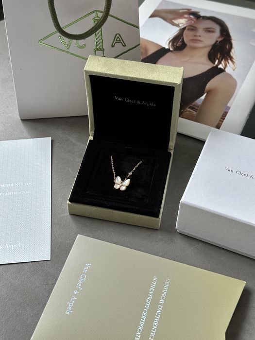 Підвіска метелик Van Cleef & Arpels Pendant Two Butterfly