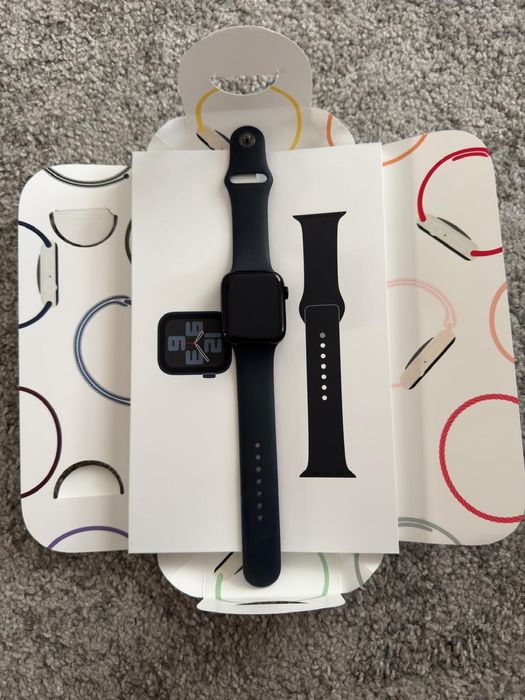2 Apple Watch SE Gen2 versao GPS de 44mm e 40mm