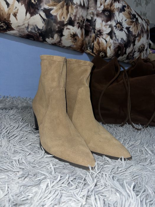 Козаки натуральна замша Reserved