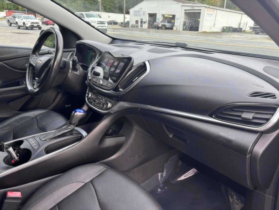 Chevrolet Volt Premier      2016