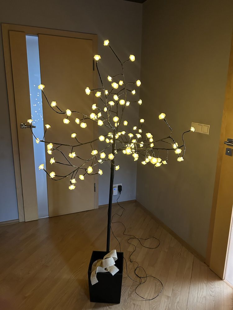 lampka ozdobna drzewko