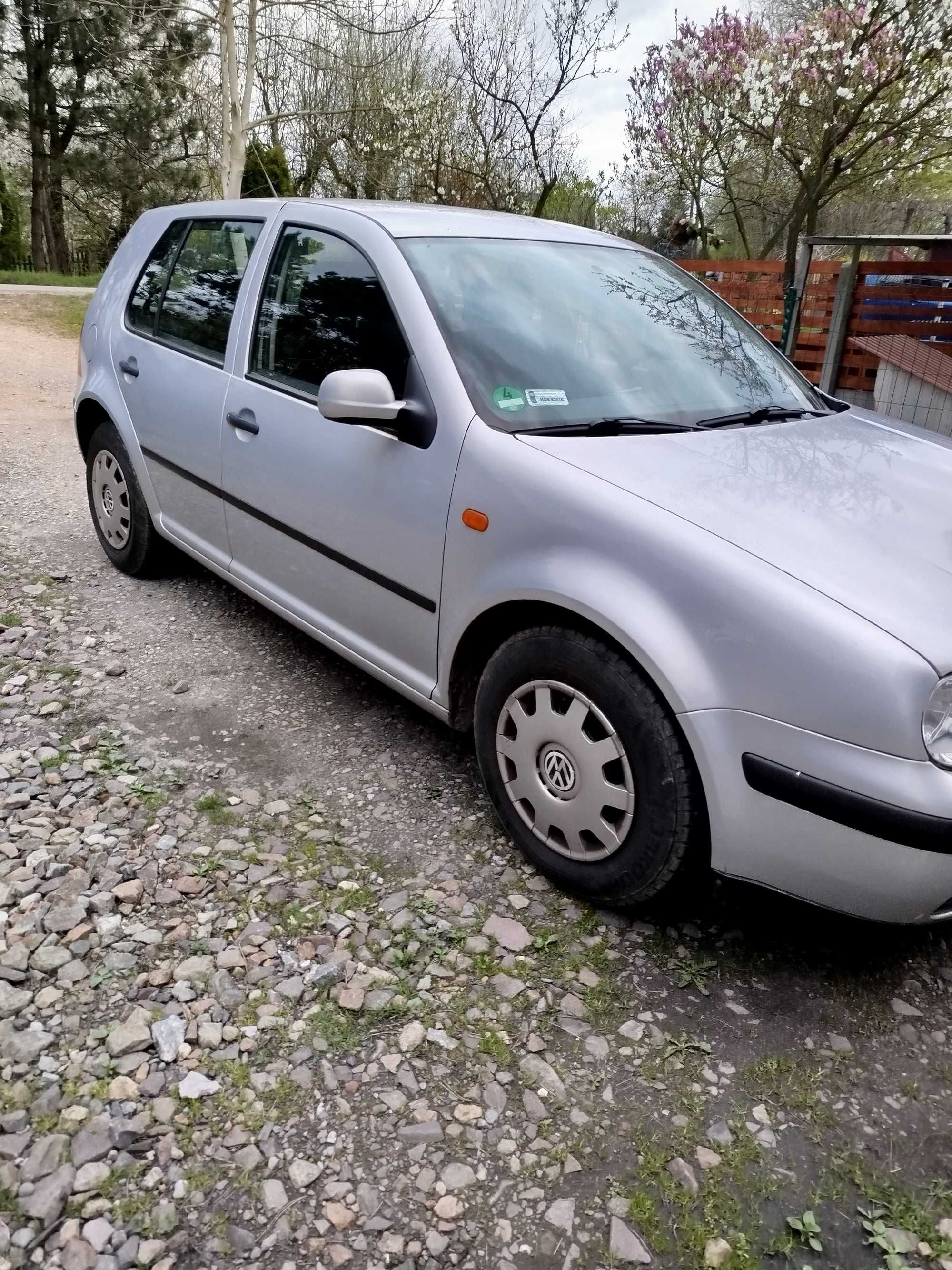 Volkswagen Golf 4  1,4 16V