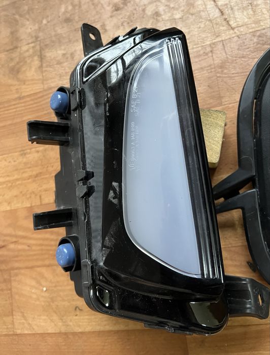 Volkswagen Jetta 2023- протитуманки з решітками, туманки