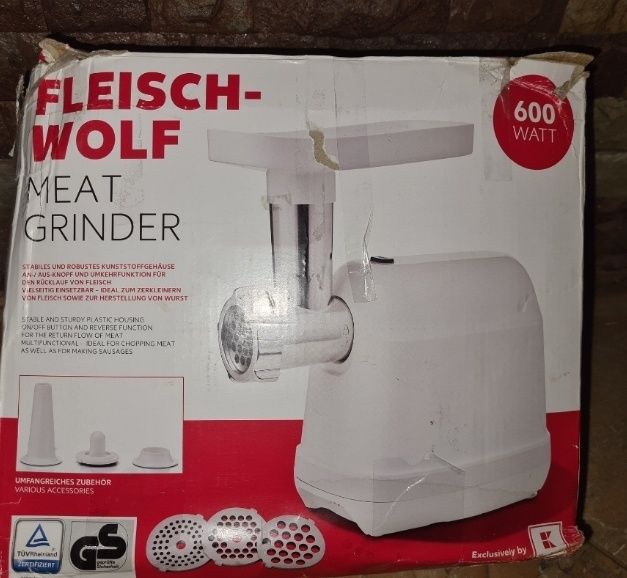 М'ясорубка Fleisch- Wolf 600w