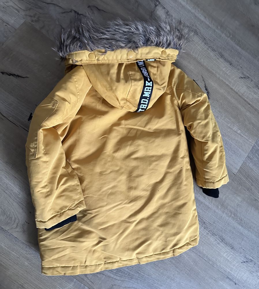 Reserved parka 116 miodowa musztardowa