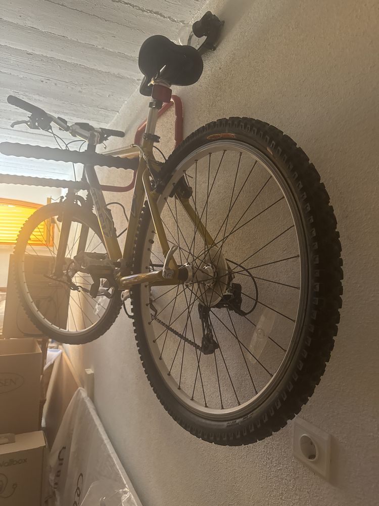 Bicicleta trek - roda 18- 4500
