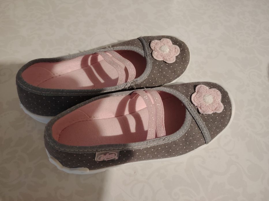 Kapcie dla dziewczynki