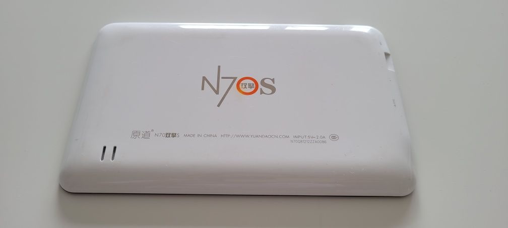 Tablet Vidos N70S komplet futerał