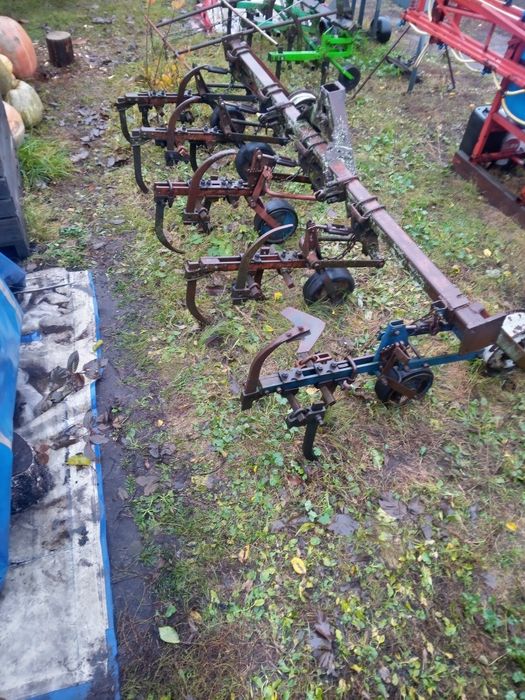 Продам міжрядний культиватор.