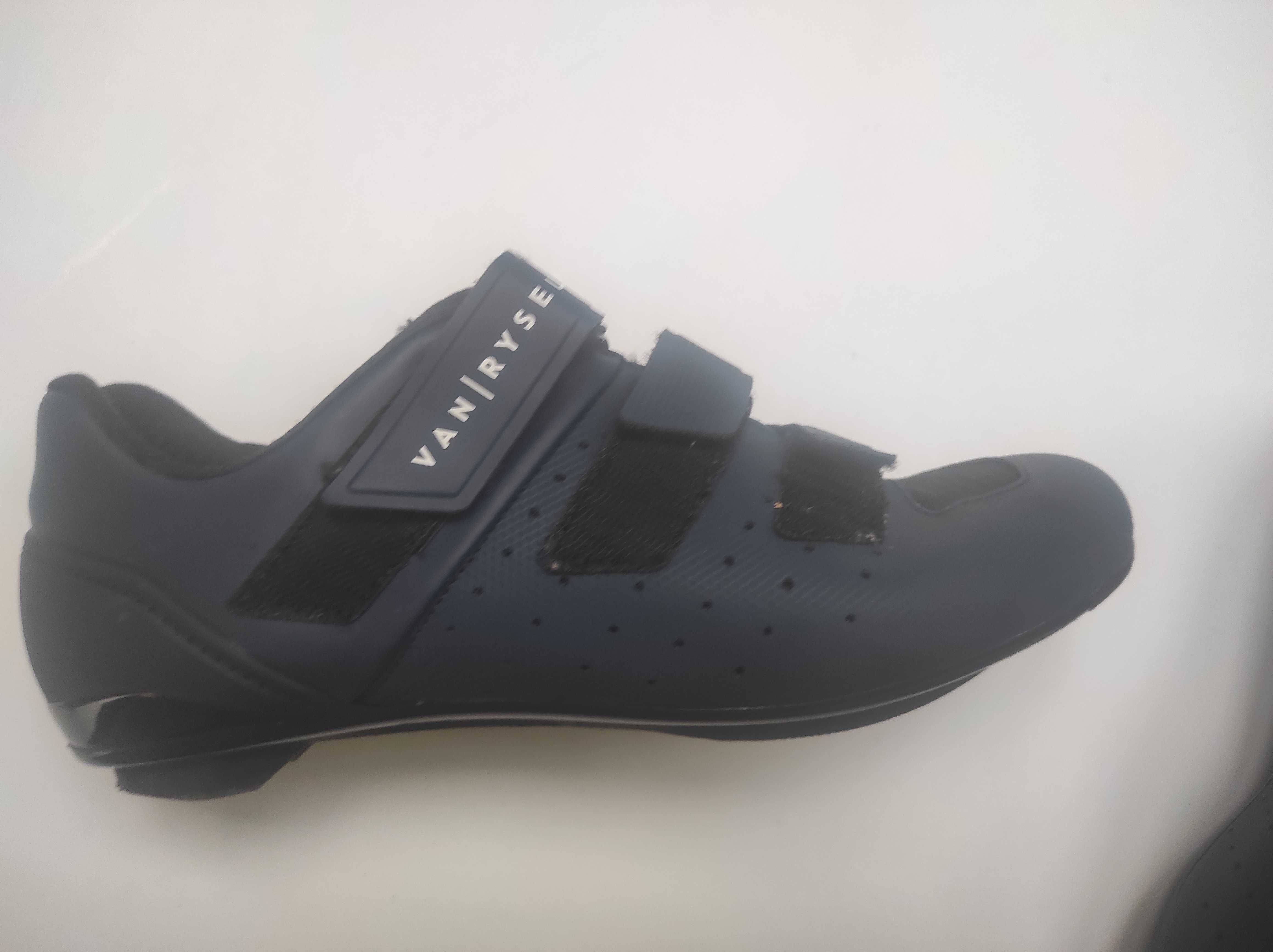 Sapatos ciclismo estrada