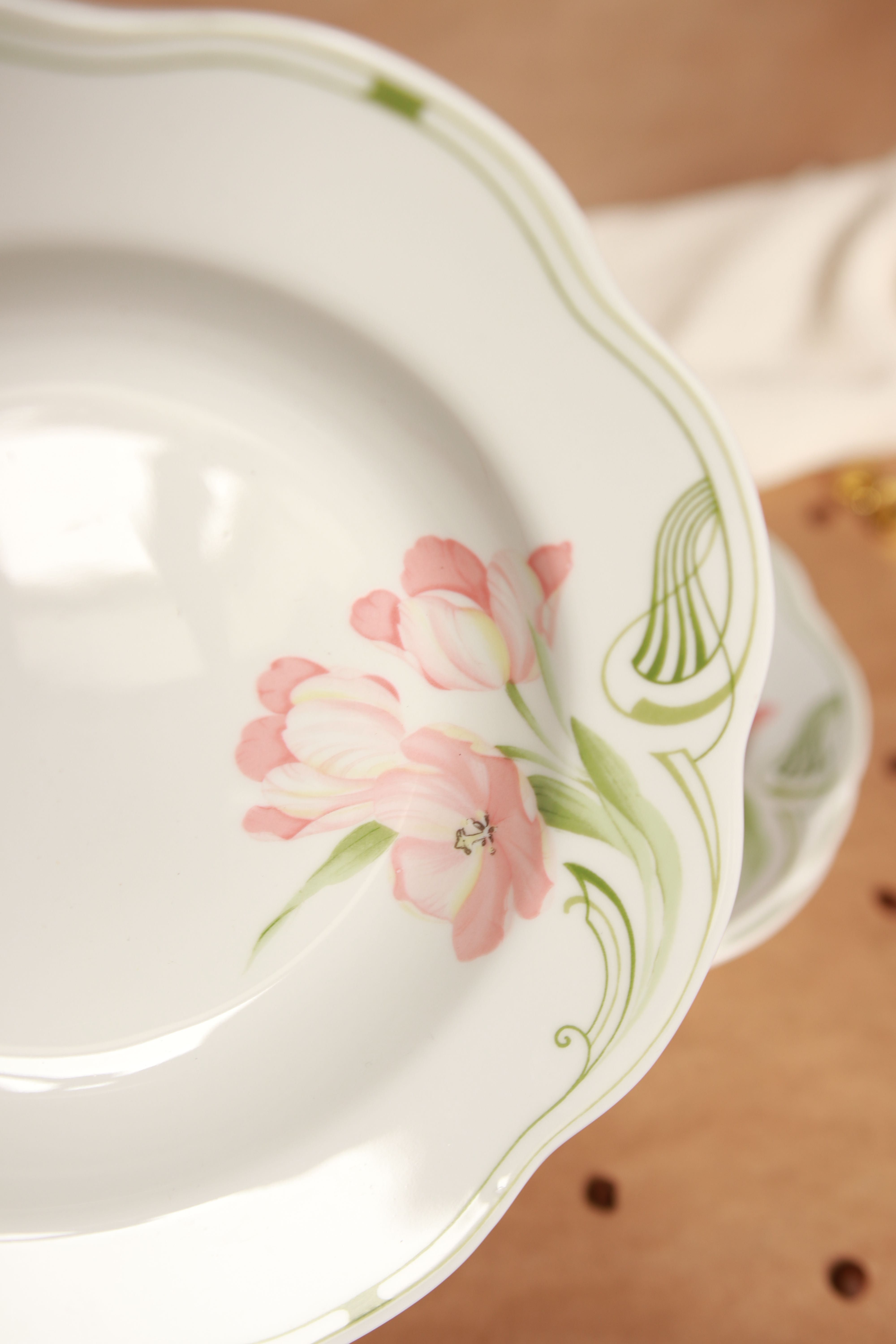 Komplet zestaw talerzy talerz Villeroy Boch Gallo Tulipa 8 sztuk