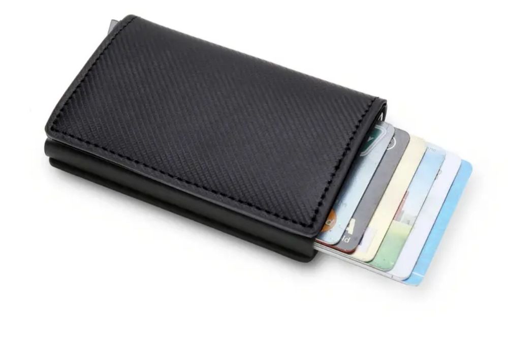 Carteira Fina com Bloqueio RFID