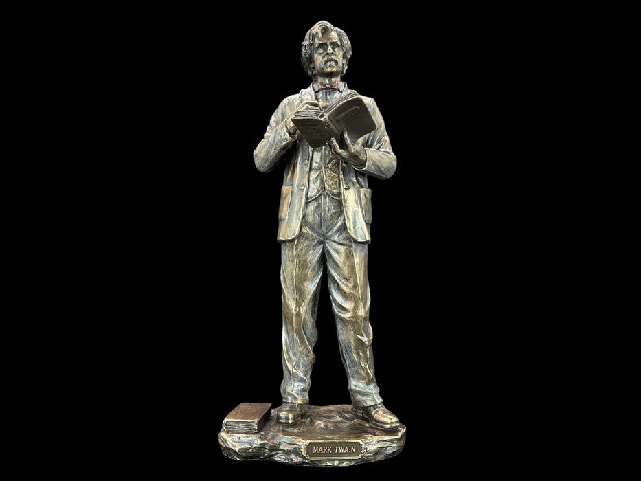 Stojący Mark Twain Veronese Wu77278a4