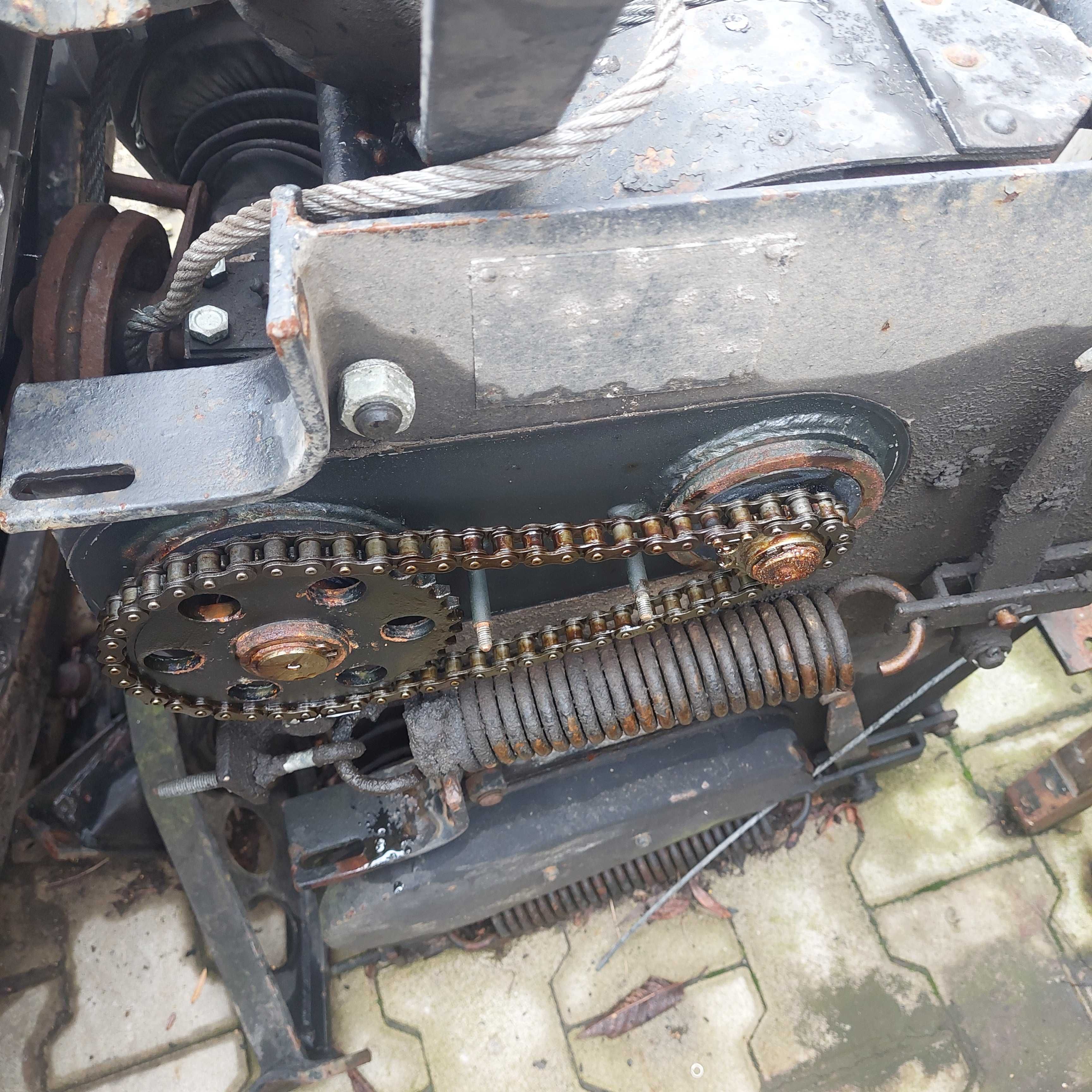 Wyciągarka Robur traktor