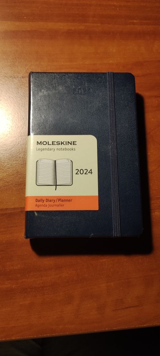 Щоденник Moleskine 2024 кишеньковий синій 9x14 см DHB12DC2Y24