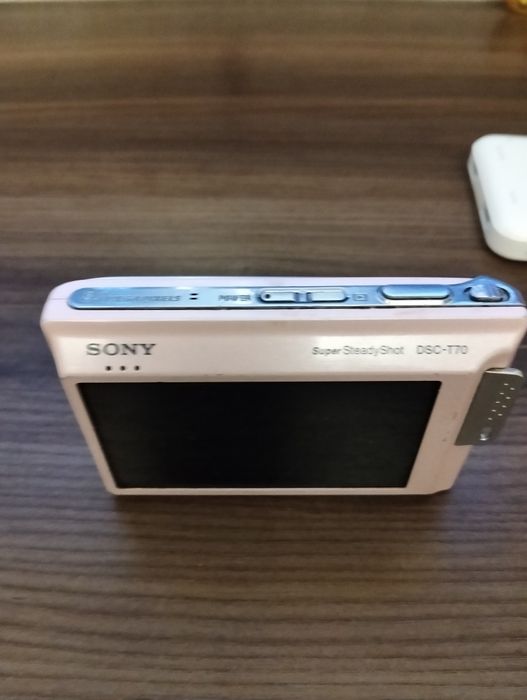 Цифровий фотоапарат Sony dsc - T70