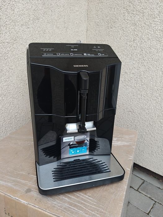 Siemens EQ300 Кавомашина з Німеччини