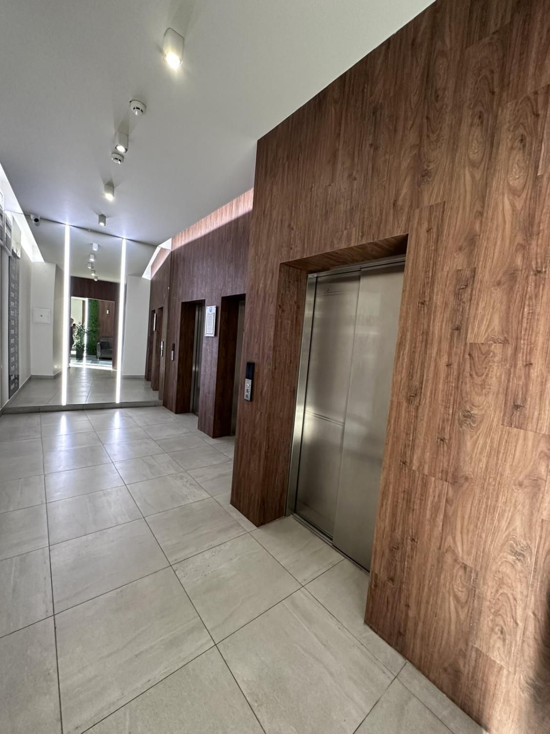 Продам 3-комнатную с террасой в ЖК Таировские Сады. Вильямса (074-185)