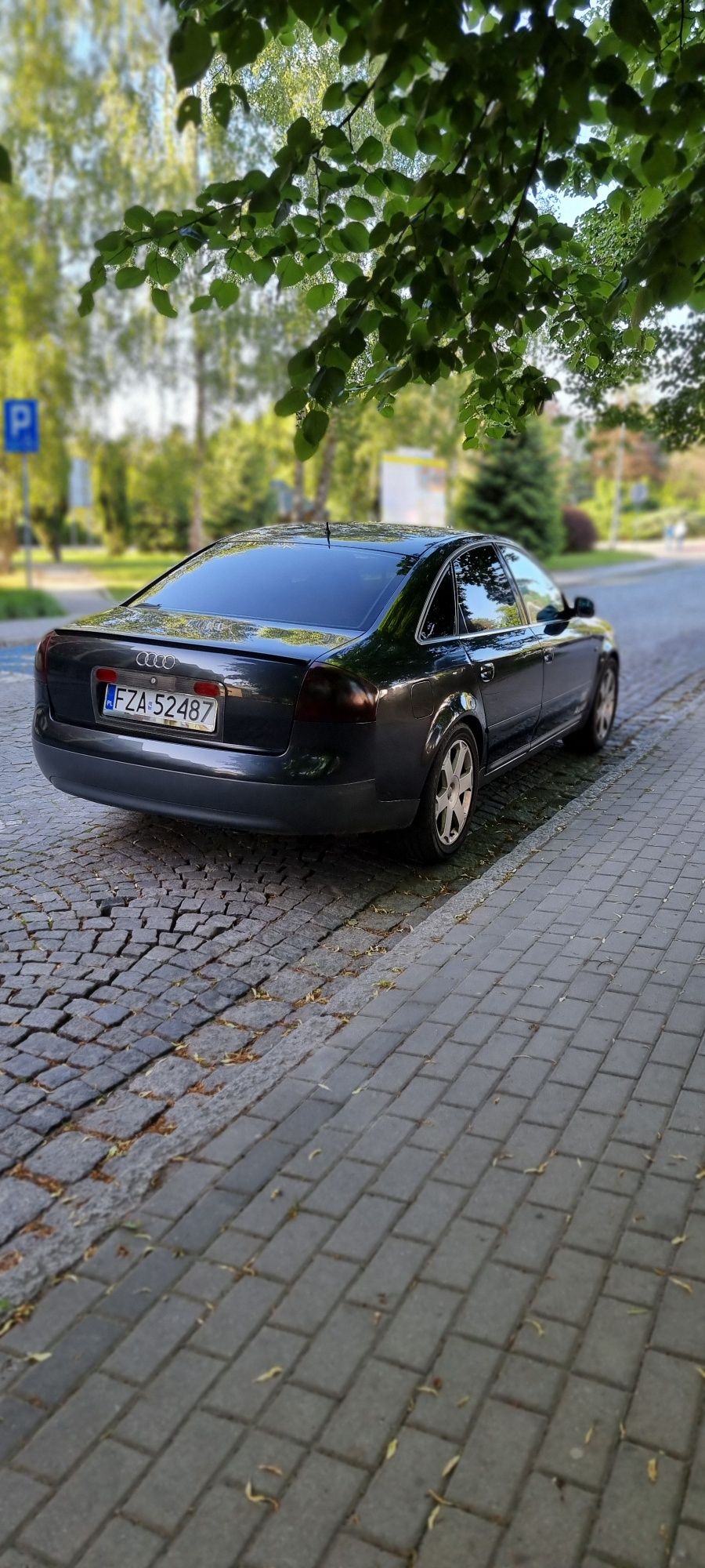 Audi A6 C5 2.8   benz
