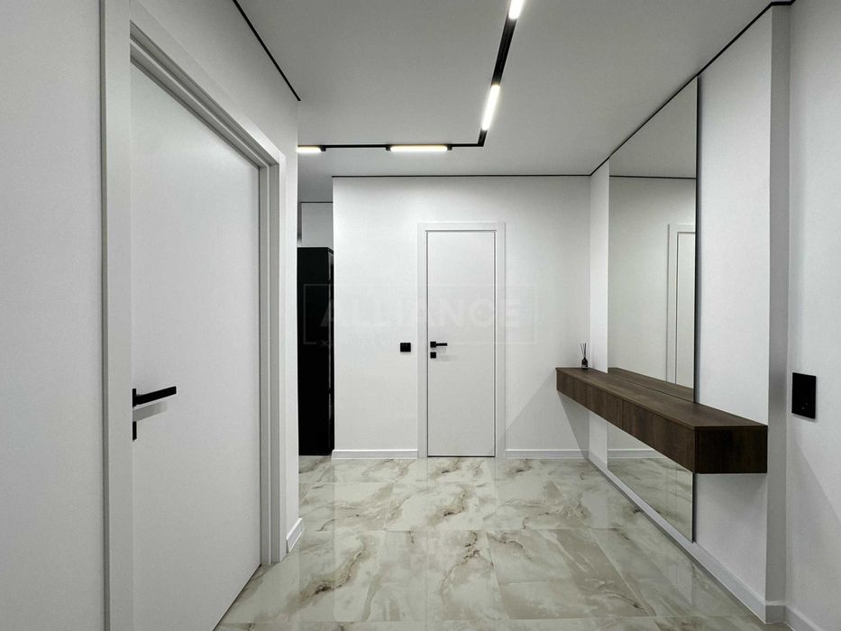 1к квартира! Заходь і живи.