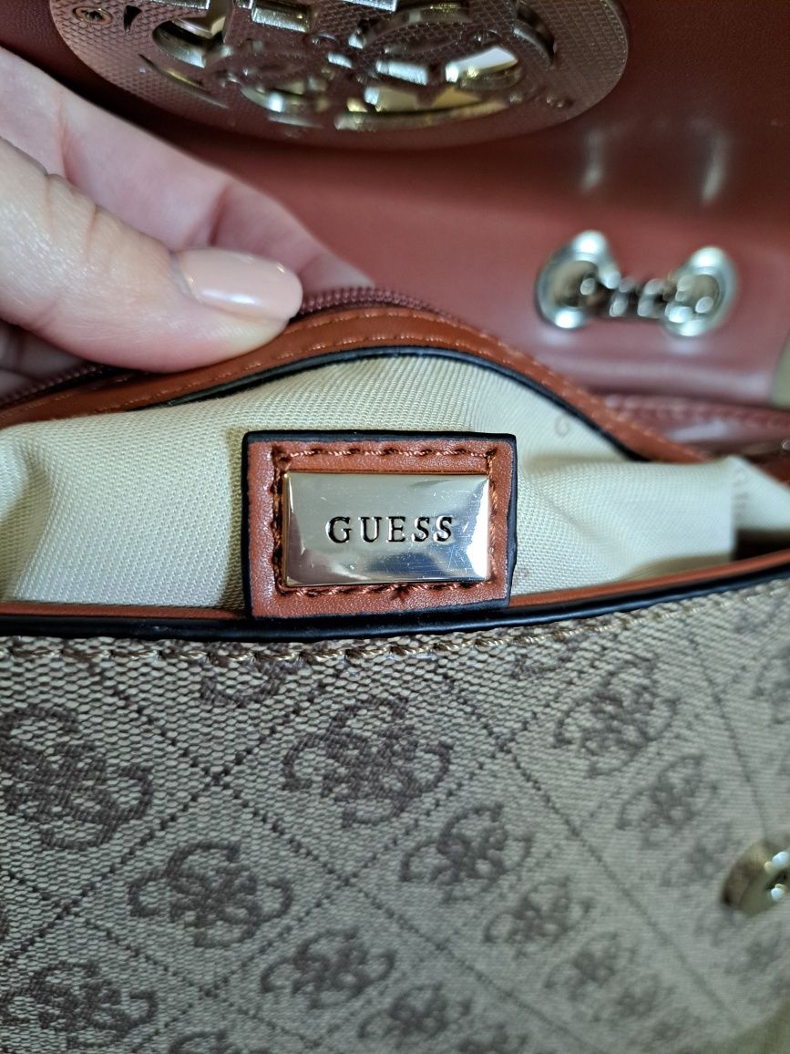 Сумка новая Guess