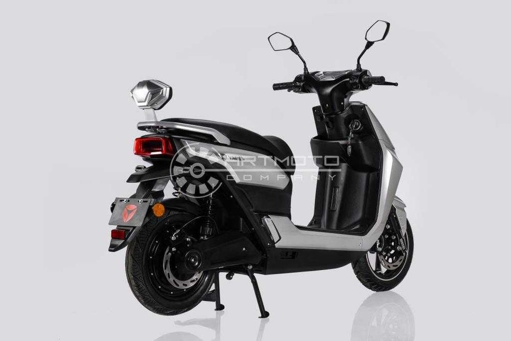 Новий електроскутер YADEA T9 2500W, мотосалон Артмото Полтава