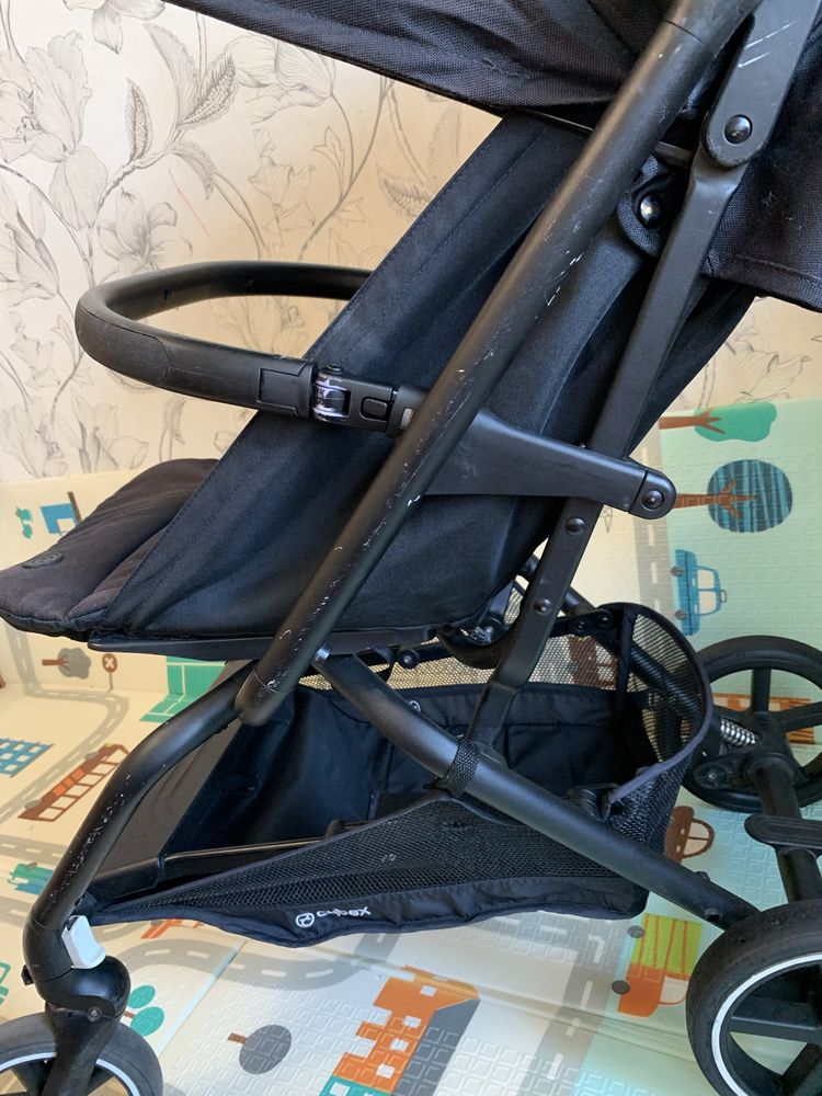 Прогулочная Коляска Cybex Eezy S plus 2 + аксесуари