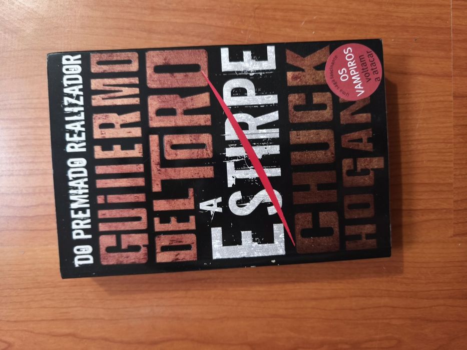 Livro a Estirpe de Guillermo Del Toro