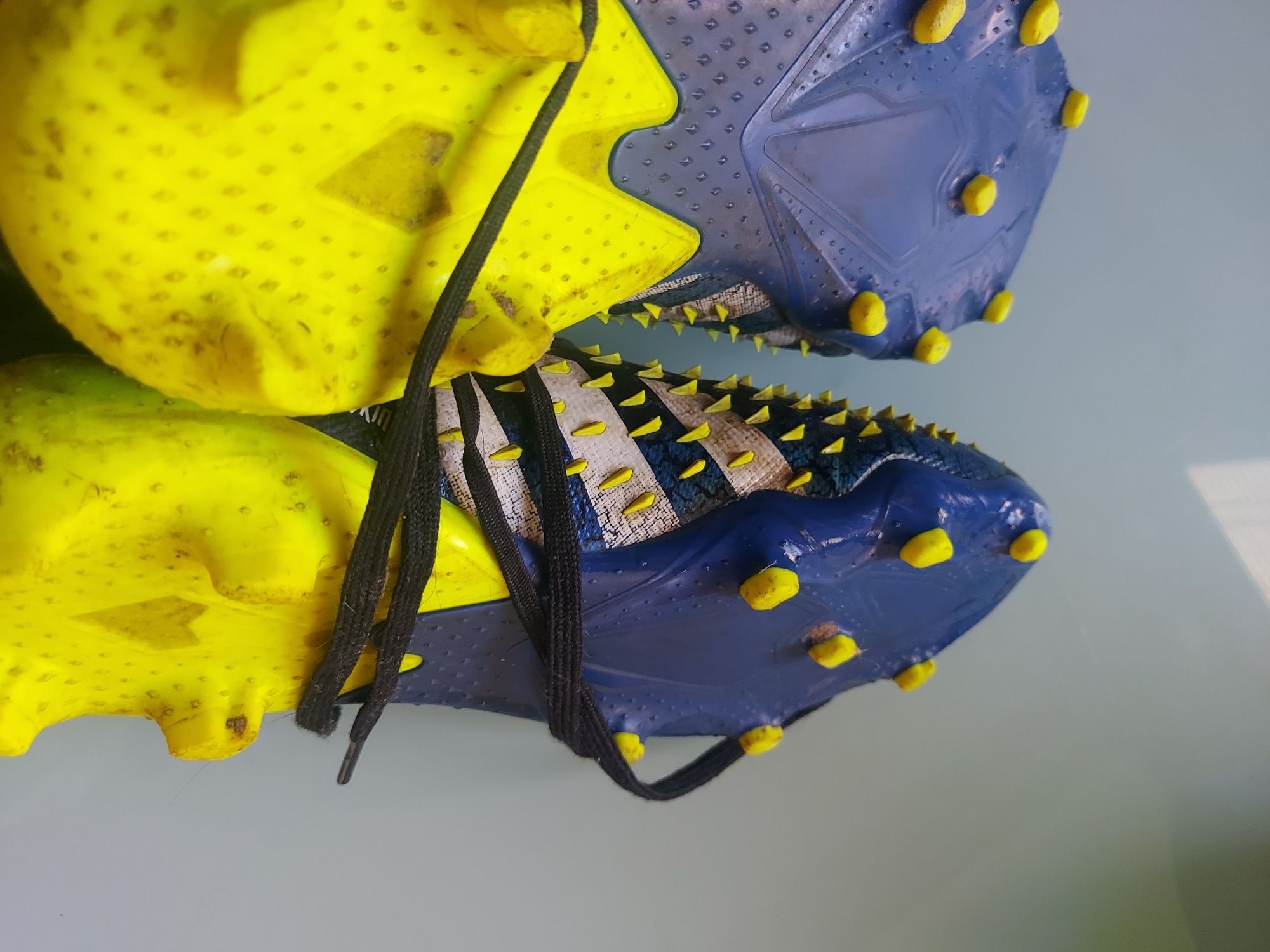 Model~1050 zł 40 2/3 25,5 buty korki lanki FG Adidas Predator Freak.1