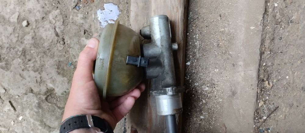 Головний тормозний циліндр, гідропідсилювач гальм, гтц, приборка на за