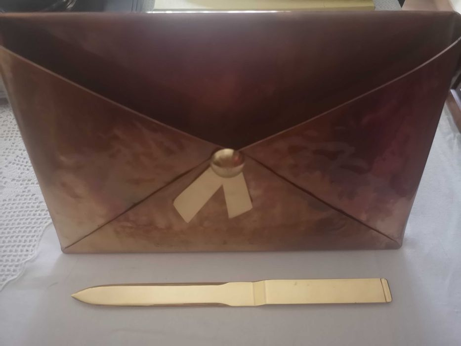 peça para colocar correio em  latão