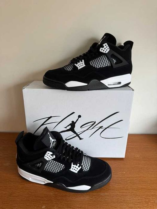 Buty meskie Mokasyny Nike_Jordan_4_Retro_White_Thunder R.43