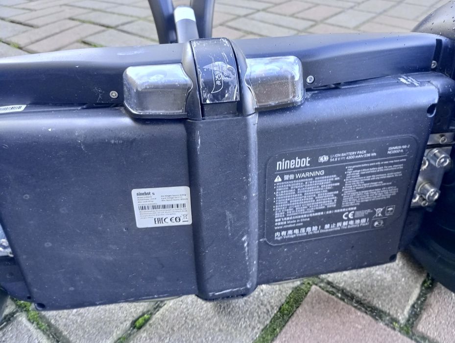 Продам гіроскутер ninebot S