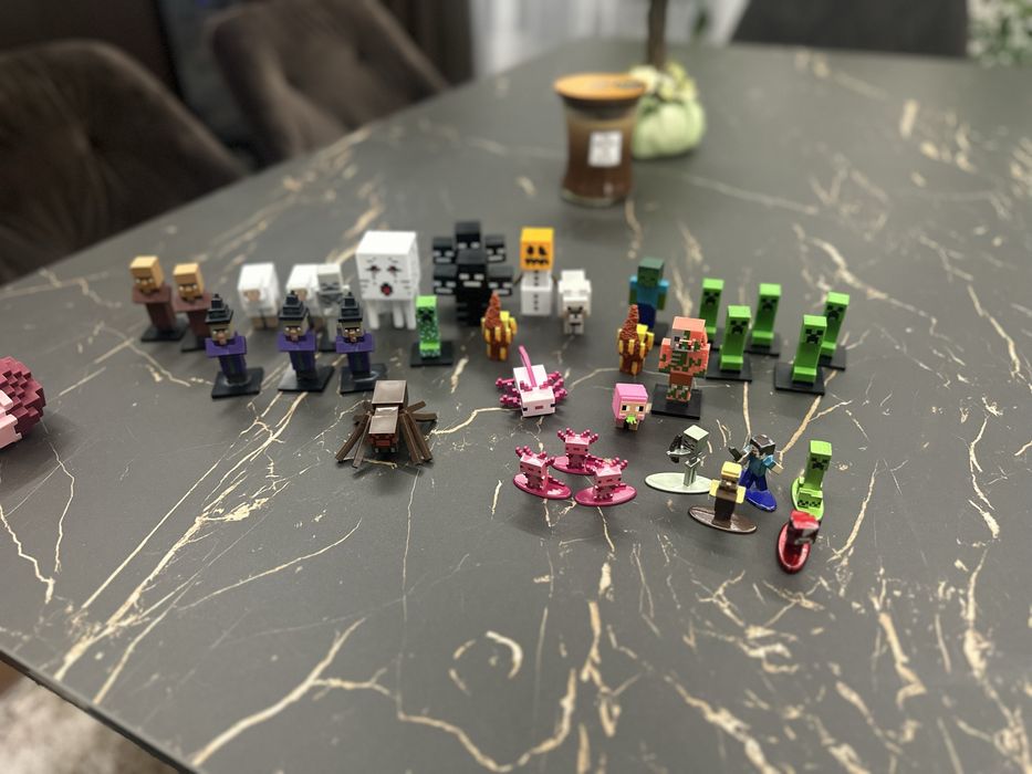 Фигурка майнкрафт