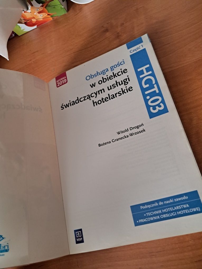 Obsługa gości w obiekcie świadczącym usługi hotelarskie cz 1