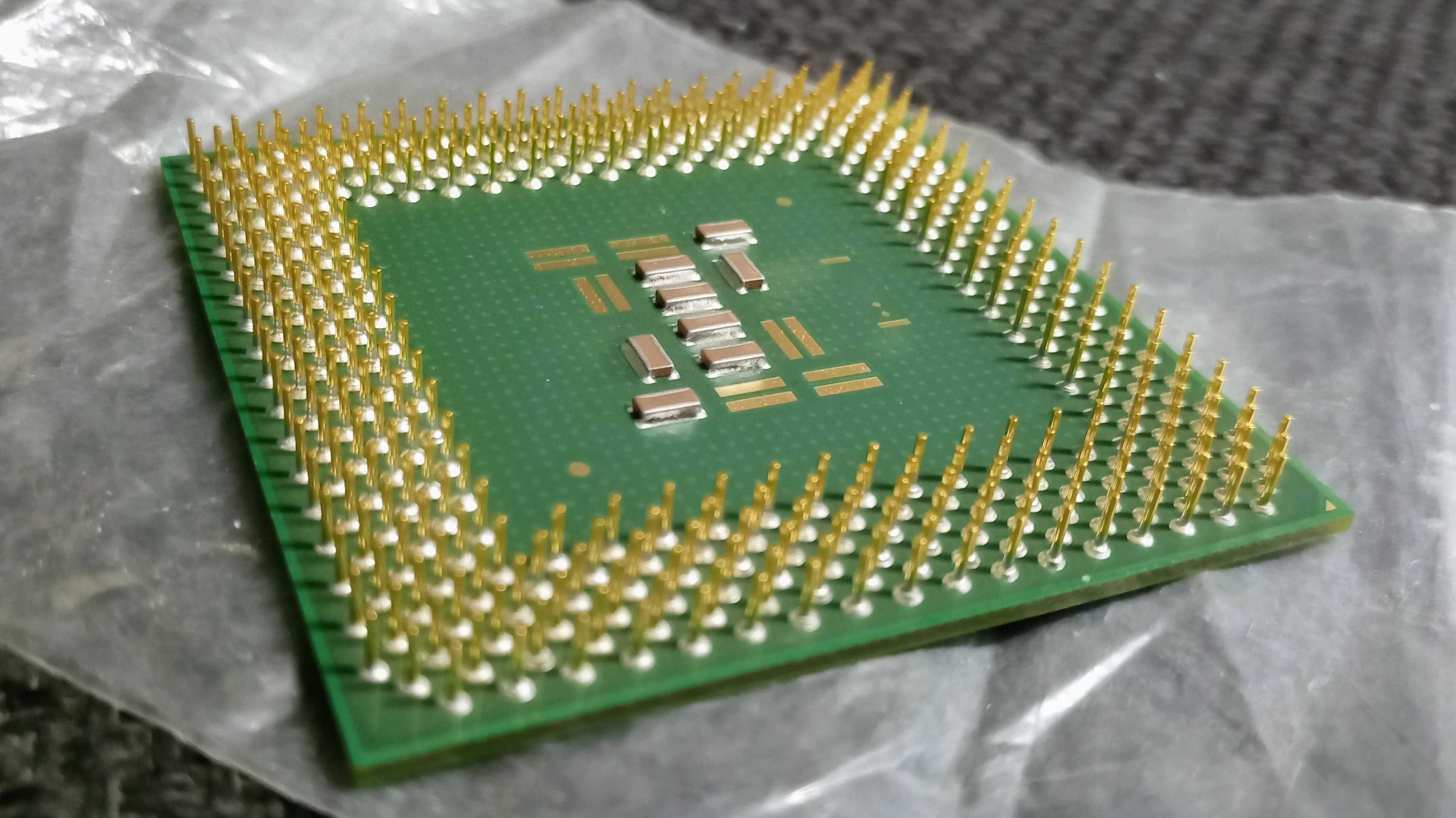 RETRO Procesor Intel Celeron 900 MHz SL5MQ Socket 370 CPU