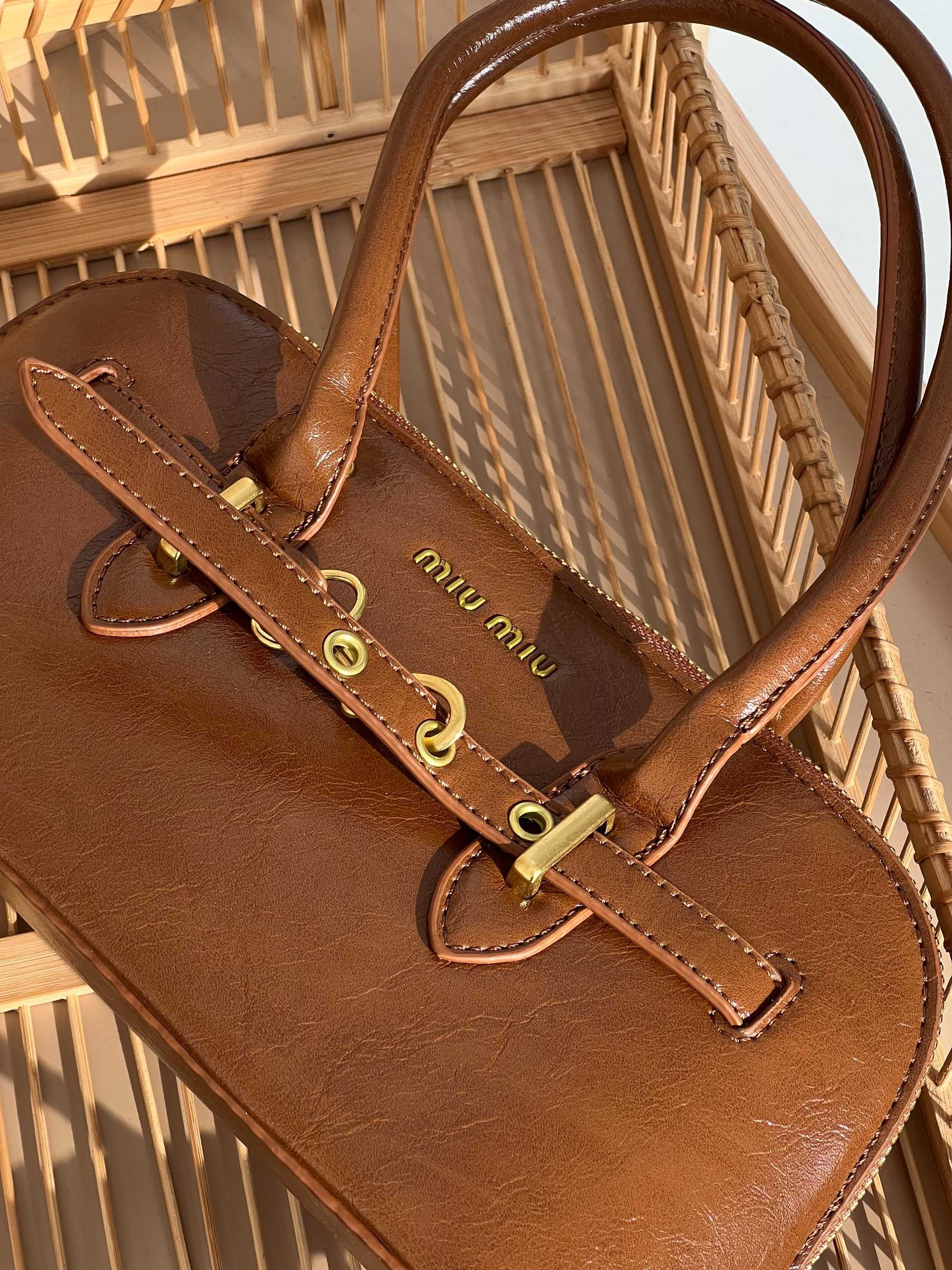 Сумка женская через плечо Miu Miu Aventure Nappa mini Миу Миу