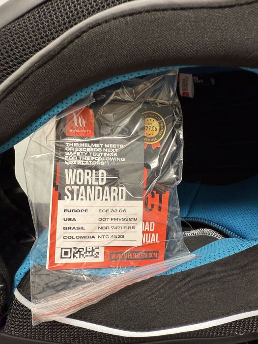 Мото шолом MT Stinger 2