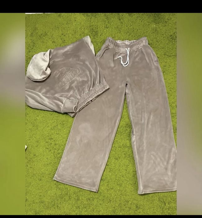 Велюровий  новий костюм L